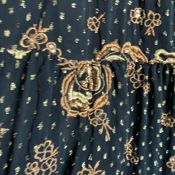 Express beautiful black and gold sequined dress NWOT - Picture 9 of 14